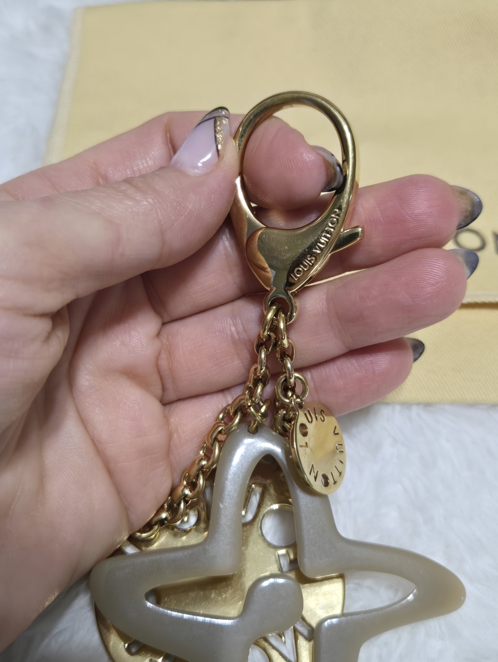 Louis Vuitton Tahitienne Bag Charm - Picture 5 of 6